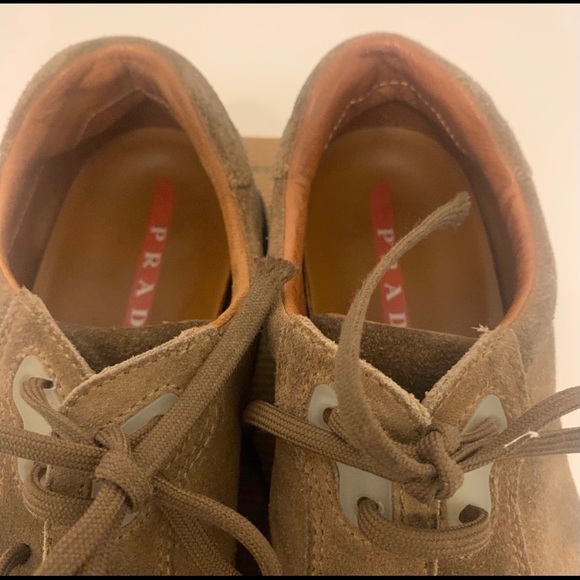AUTHENTIC PRADA SNEAKERS - IMPERFECTIONS CAPTURED - Picture 4 of 4